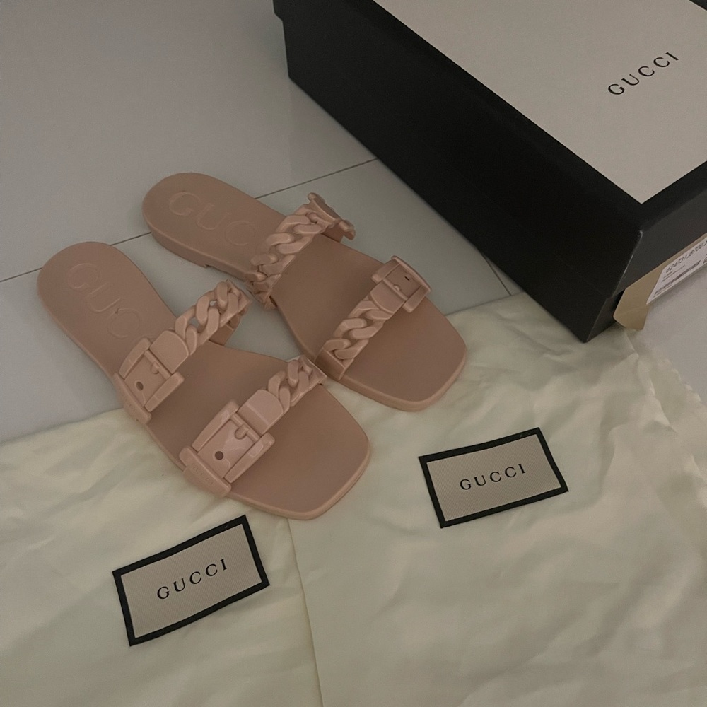 Gucci Slides - Picture 8 of 9